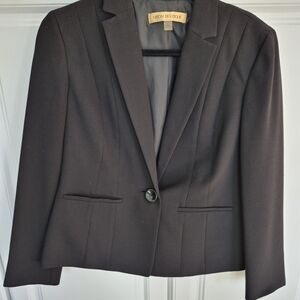 Nipon Boutique Women's Black Blazer